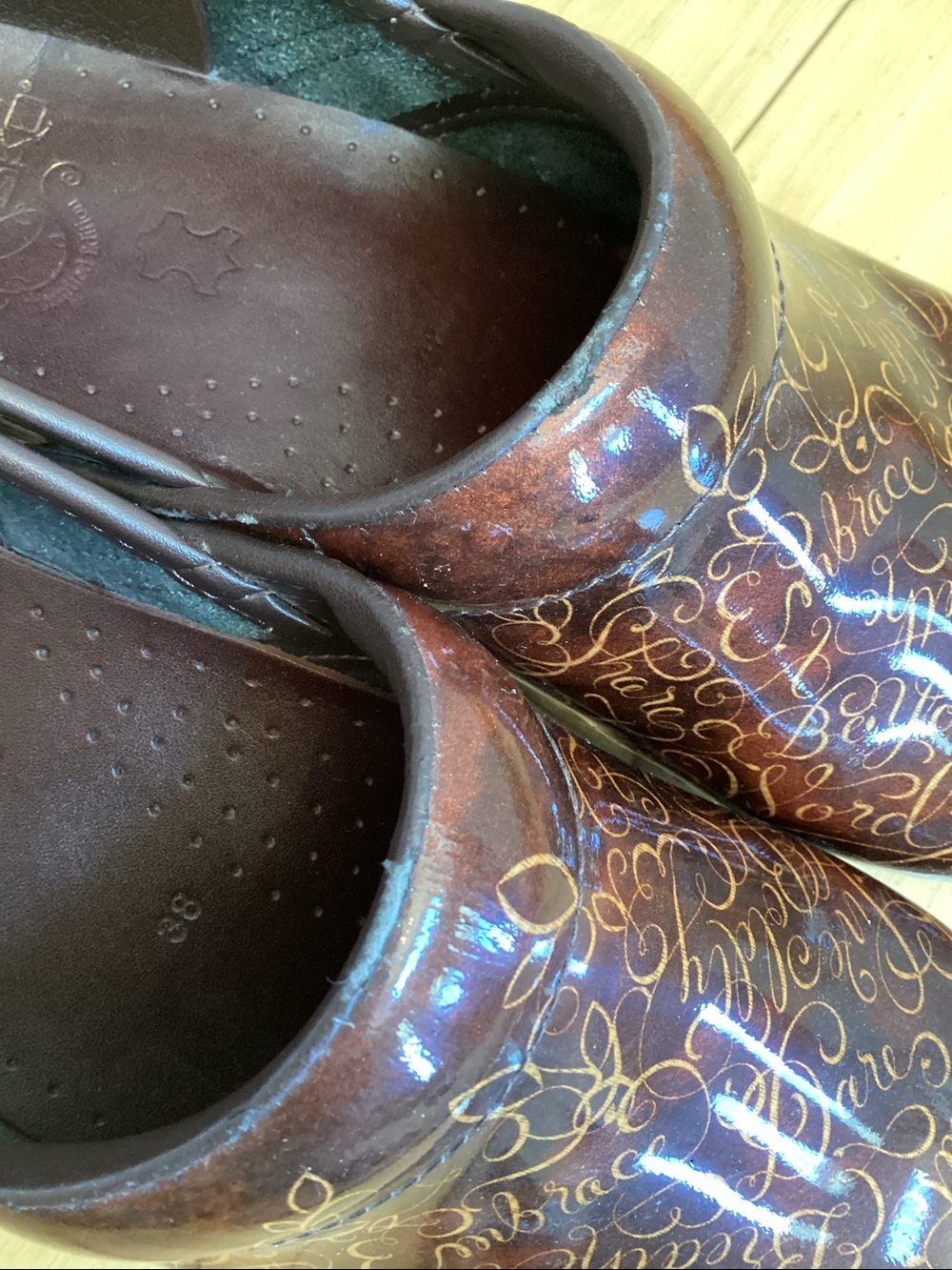 Dansko 20th Anniversary limited edition inspirational quote professional clogs - Picture 14 of 16